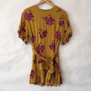 UO // rose print tie waist shift dress S-P